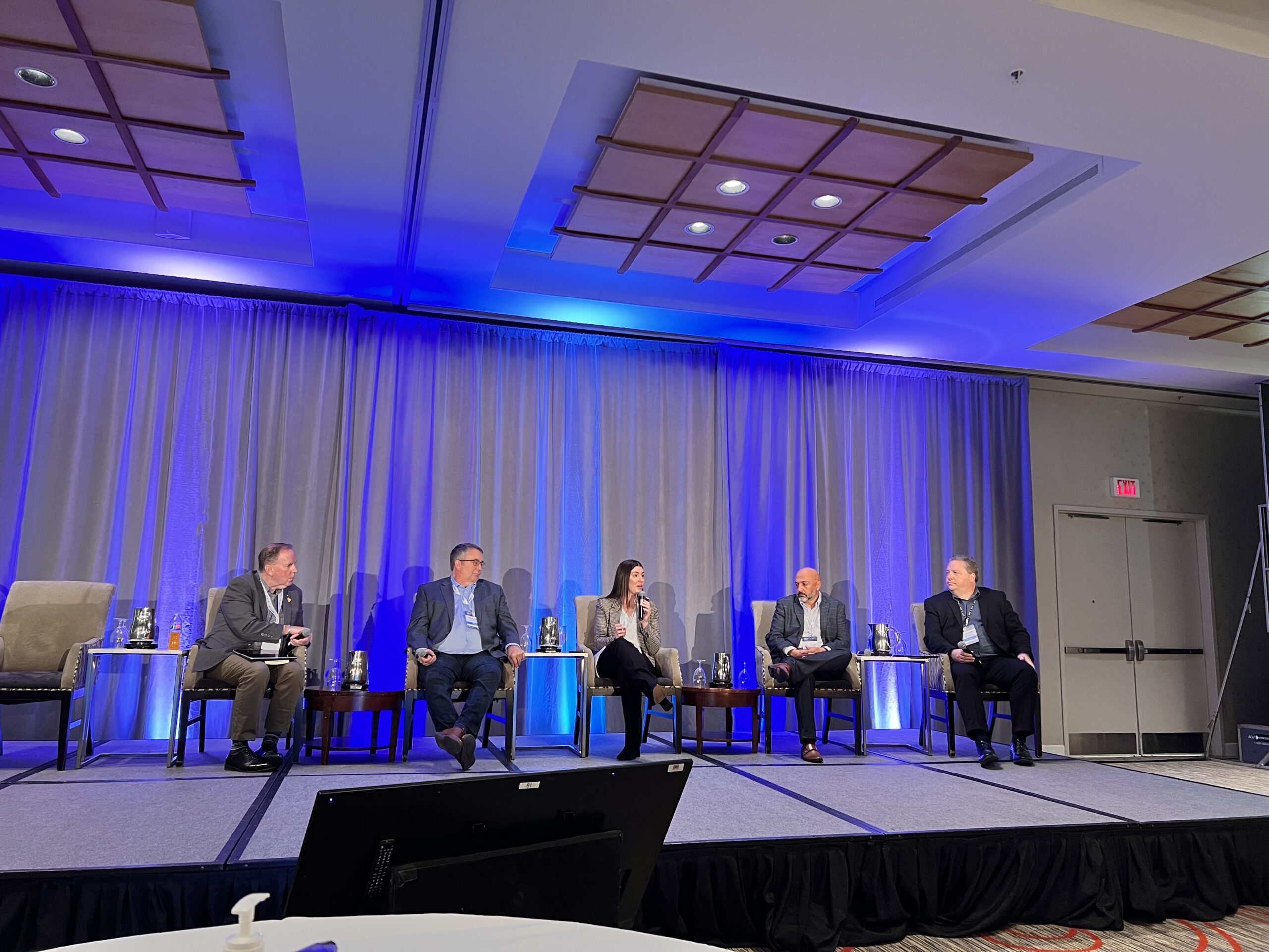 Enabling Electrification 4.0 featuring Francis Bradley (Electricity Canada), Bronwyn Lazowski (NRCan), Chris Mathis (Viable Solutions Inc.), Greg Robart (SGIN), and Terry Cormier (Mavome Inc.)